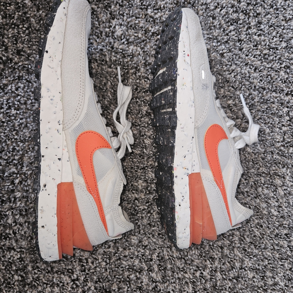 Nike White and Orange Women's Sneakers - Picture 3 of 7